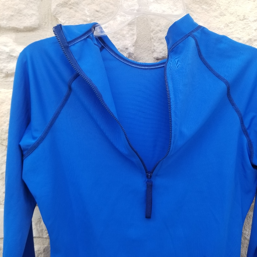 J.Crew Factory Rashguard 50+ Mediums - Picture 4 of 9